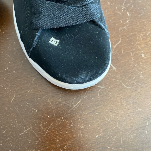 DC shoes excellent condition - Picture 6 of 13
